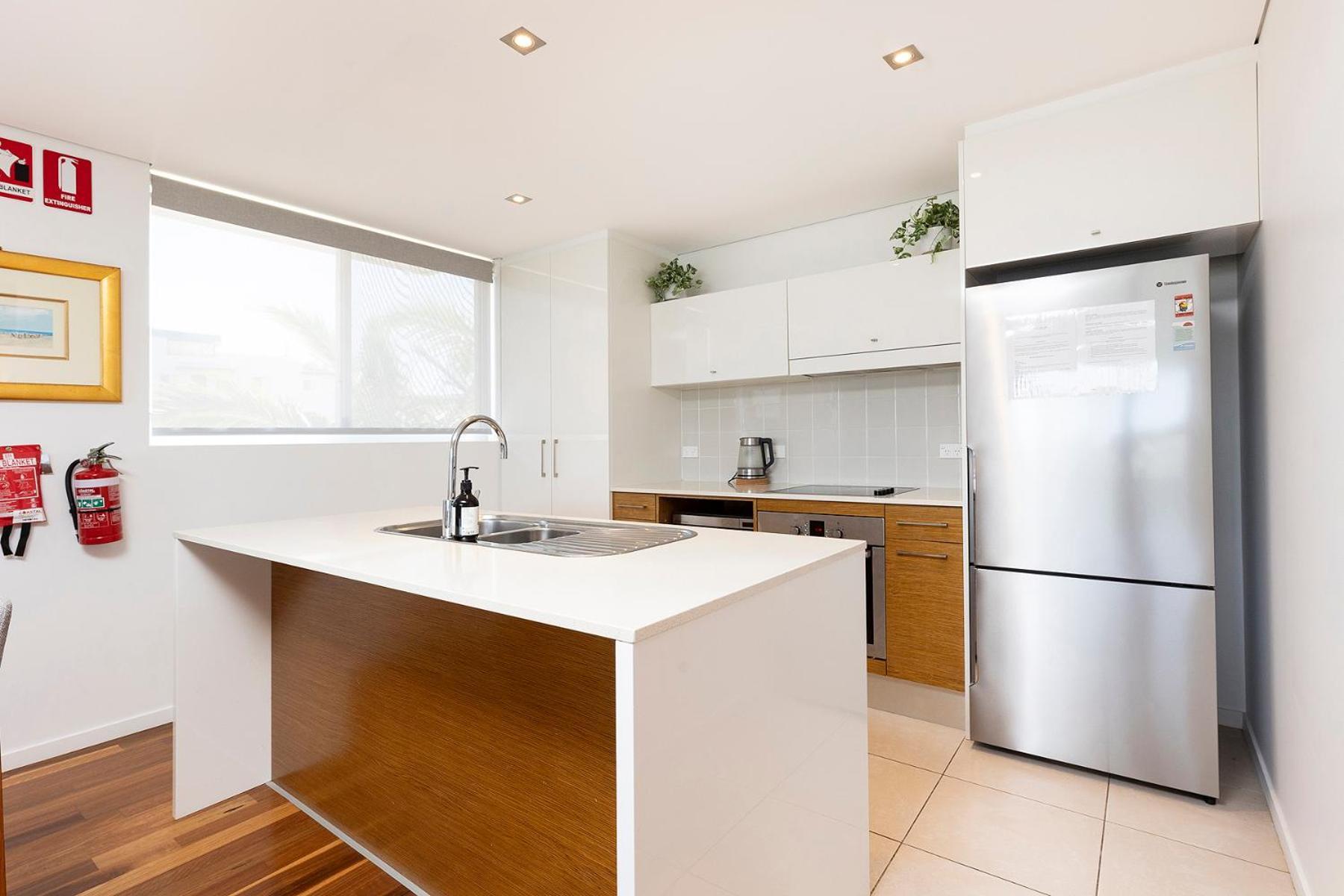 Waterline 302 Forster